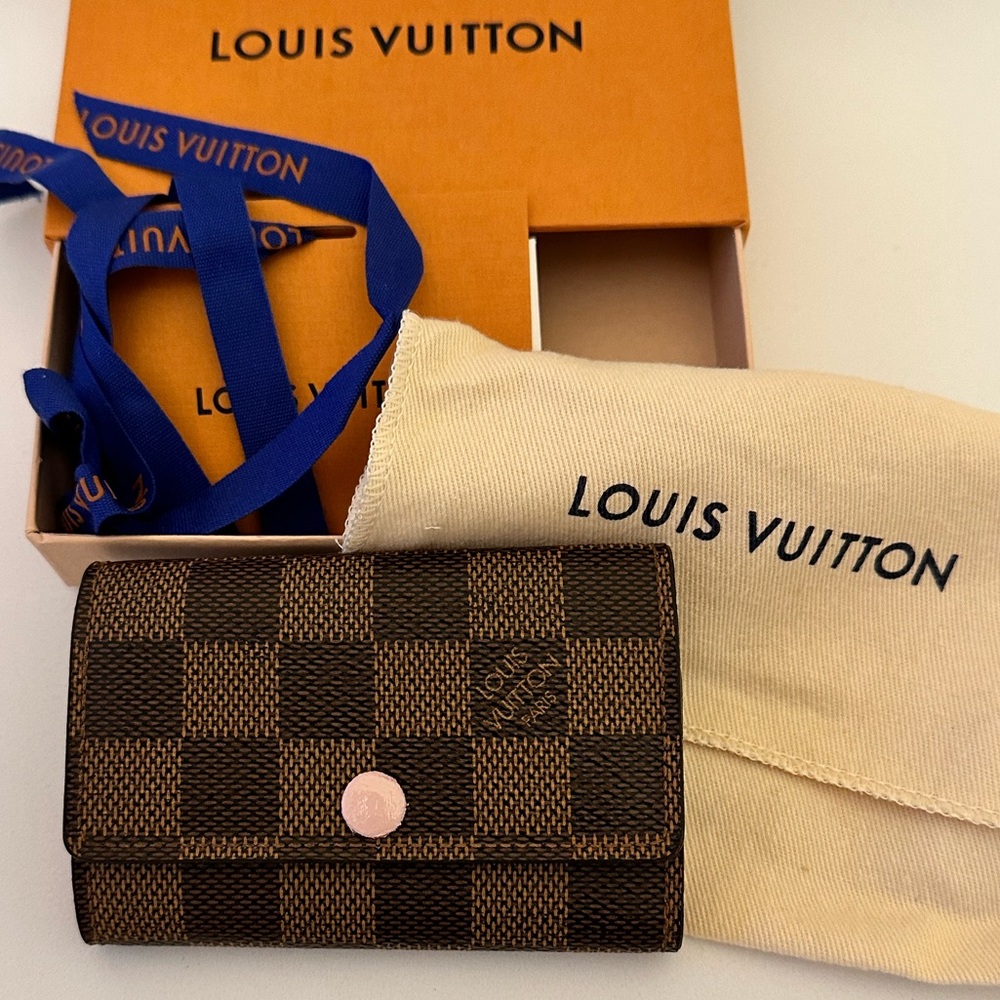 Louis Vuitton Damier Ebene 6 Key Holder